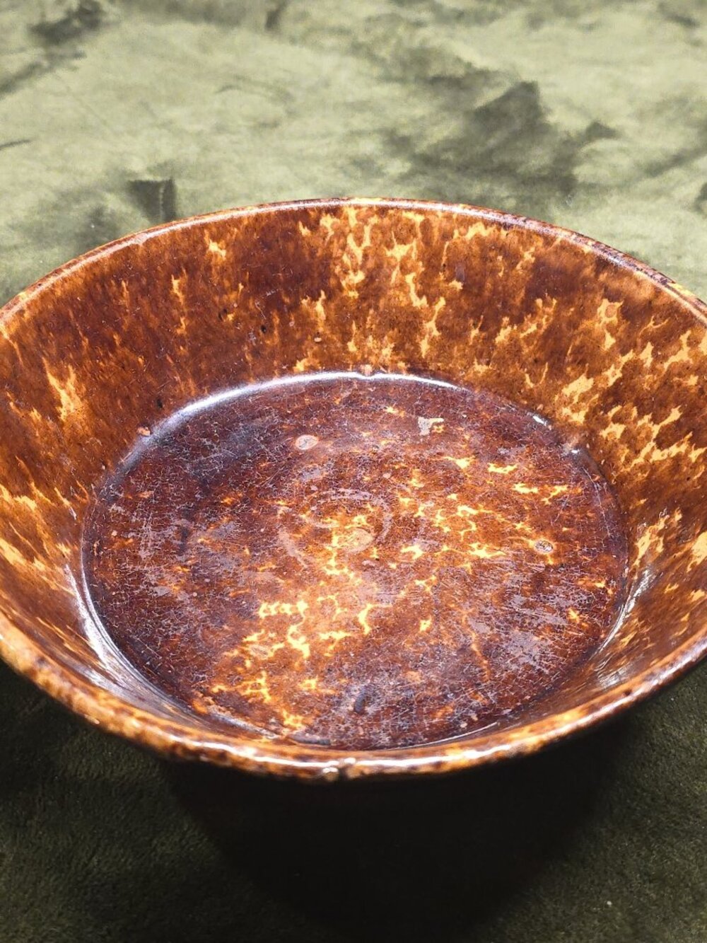 Antique Rockingham Glaze Redware Milk Bowl Pan Mottled Brown Yellowware 8.5"